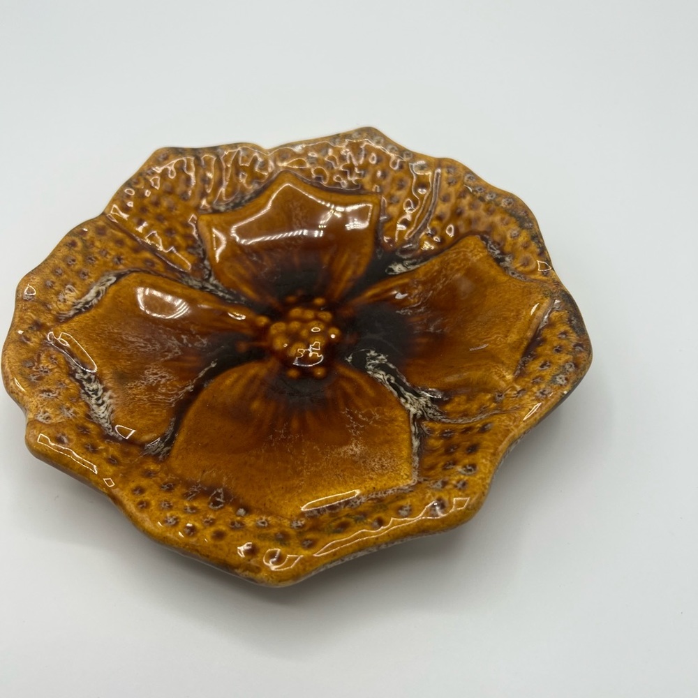 Vintage Marcia of California Pottery Dish Stylized Dogwood Flower Brown